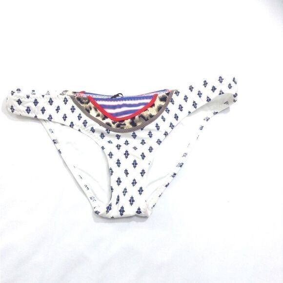 TIGERLILY Bikini Set White Auqa Blanca Leopard Amelia Bikini Swim Set New - Picture 6 of 10